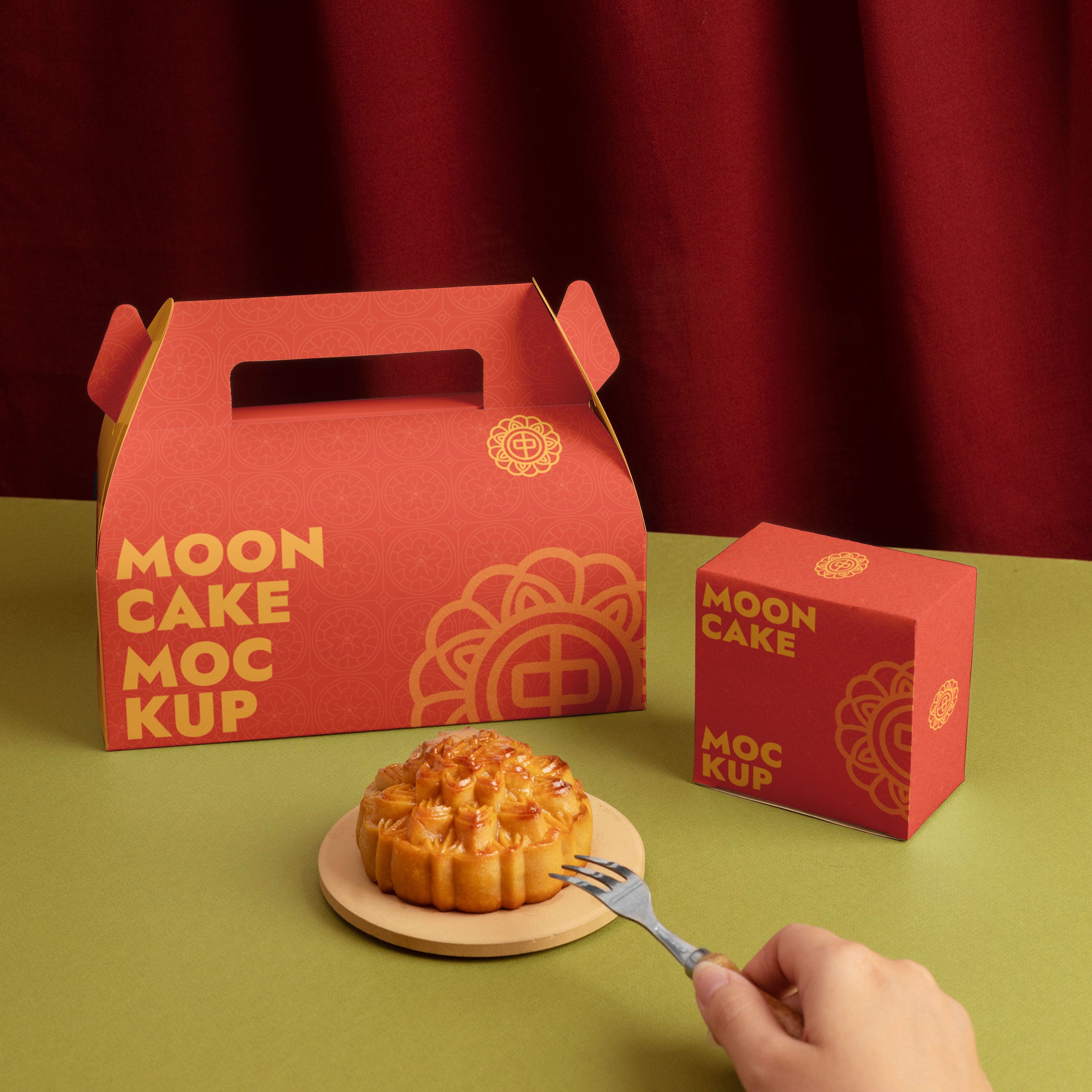 Custom Paper Pastry & Dessert Carry Boxes